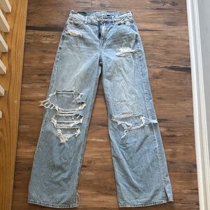 American Eagle Distressed Straight Leg Baggy Jean